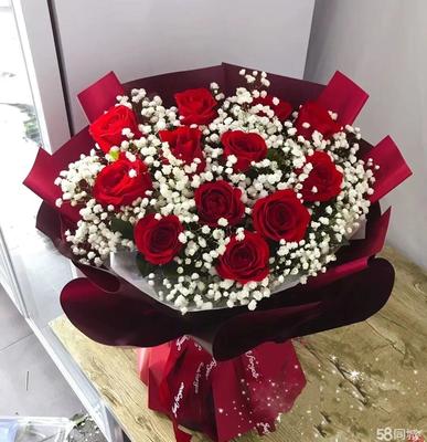 香槟玫瑰 优雅与祝福的完美融合